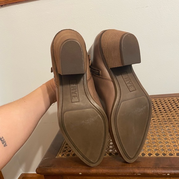 Frye brown leather booties - Picture 3 of 5